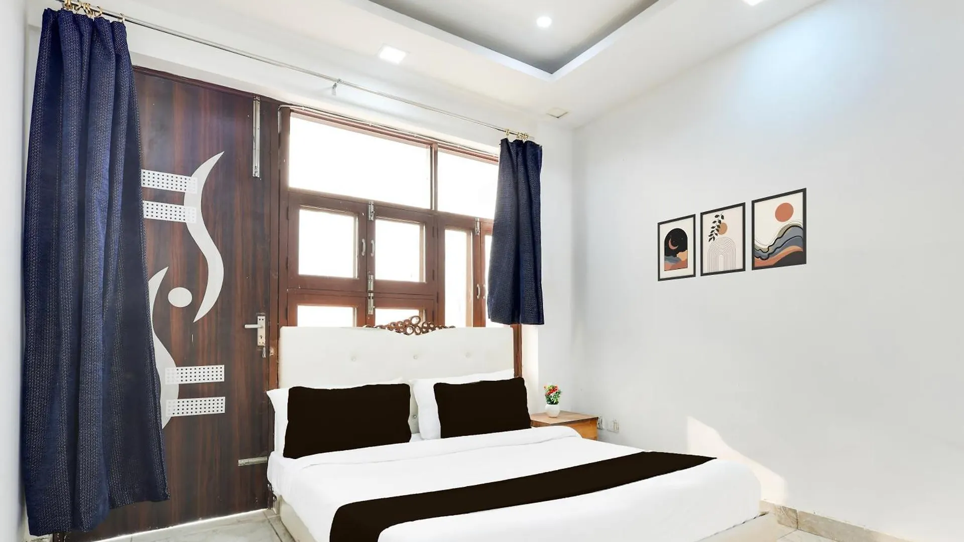Hotel O Circle Residency グルガウン