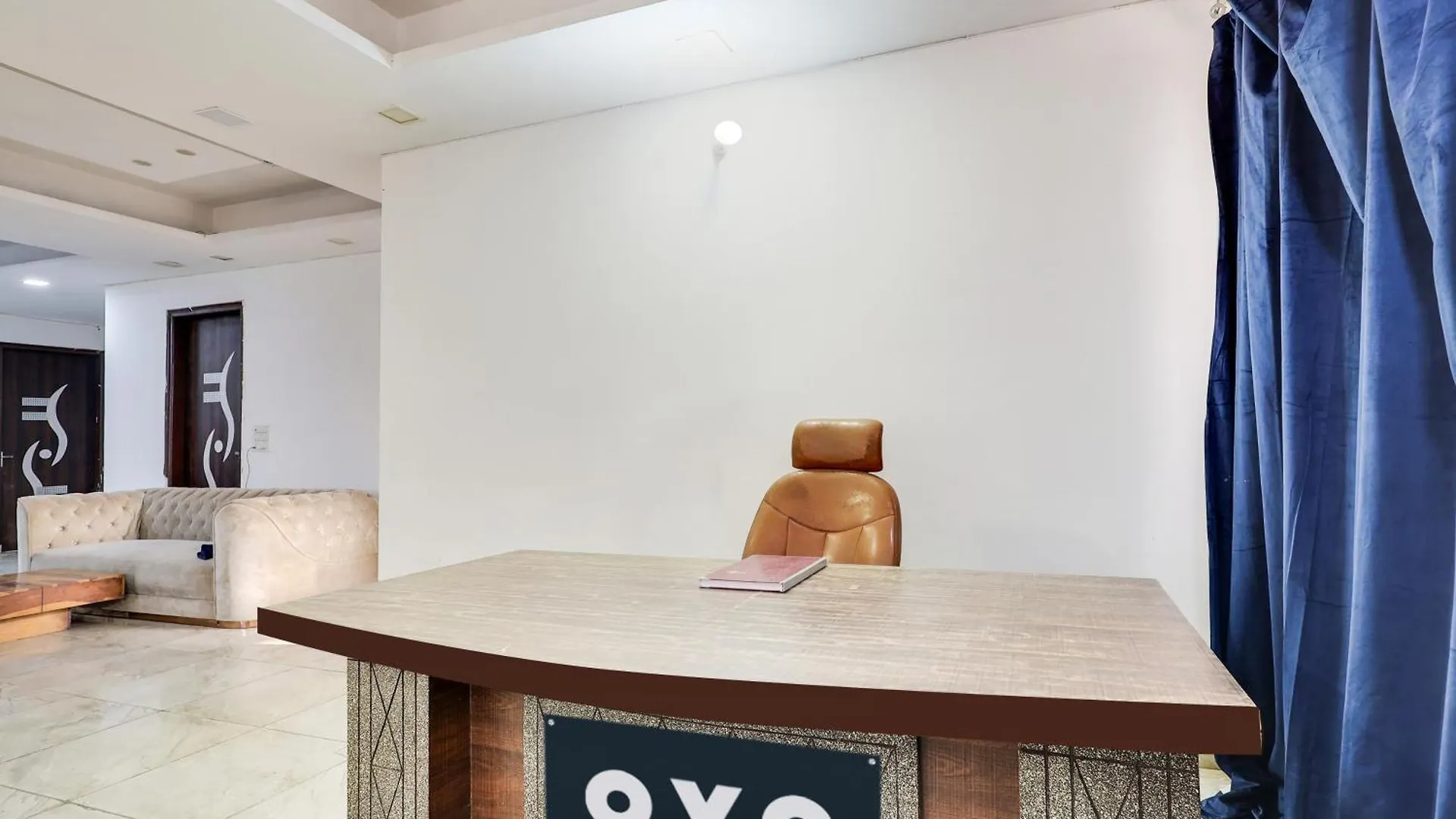 Hotel O Circle Residency グルガウン